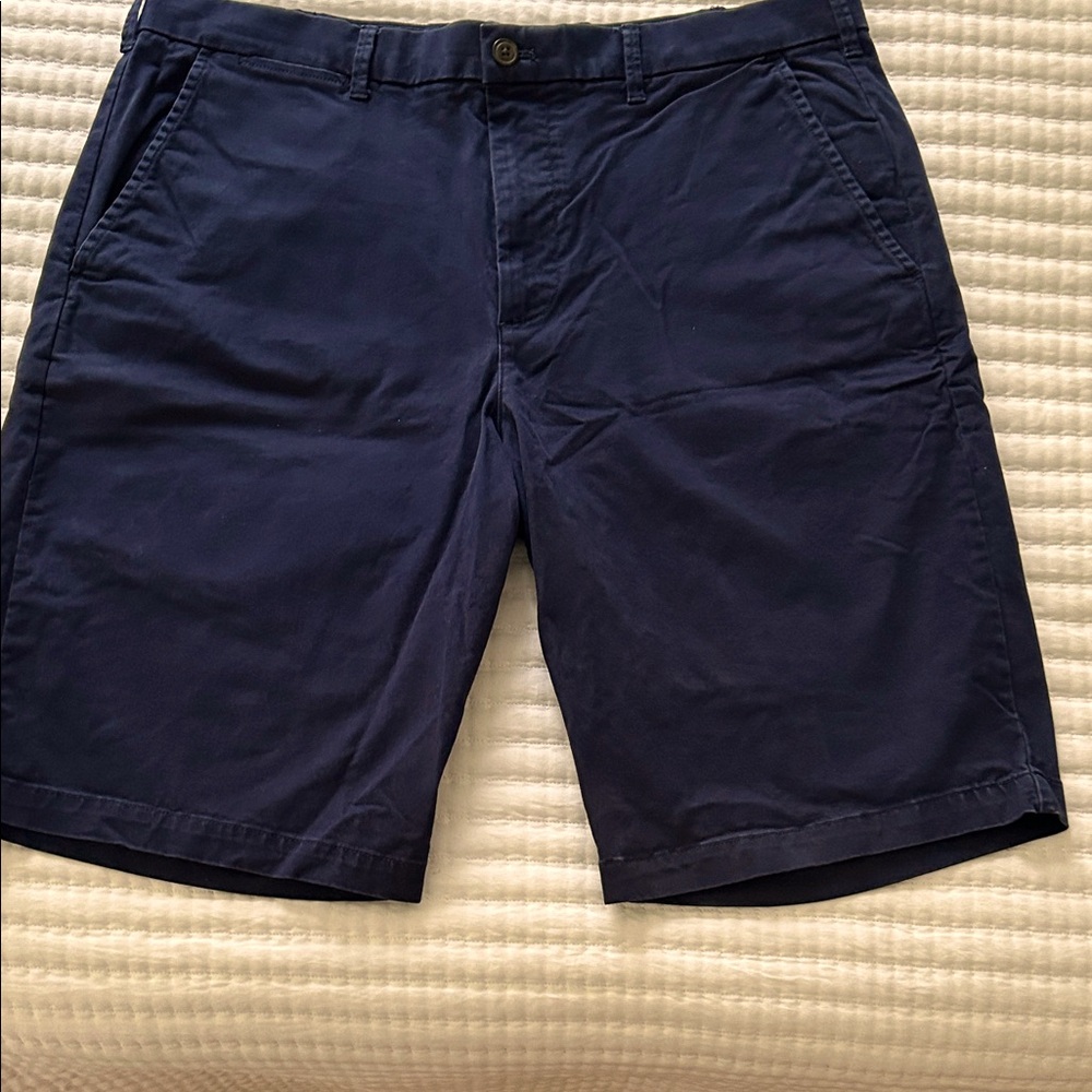 Men’s flat front shorts